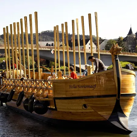 Traumblick Auf Die Moselschleife, 2 Balkone, Ferienhaus Weitblick, Piesport, *